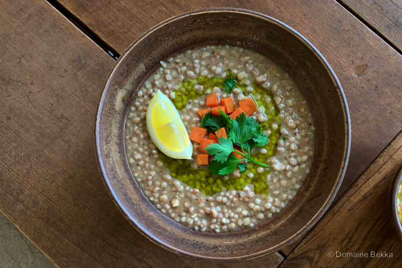 Lentilles mijotées, filet d’huile d’olive et citron